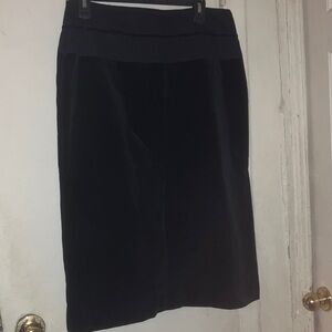 Stunning black Velvet straight Skirt with a yoke by Bellisimo, 14, NWOT